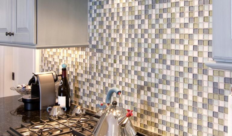 How to Create an Easy Mosaic Backsplash How to Create an Easy Mosaic Backsplash